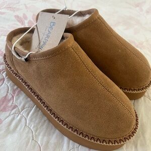 NEW BearPaw Brown Fleece-Lined Slippers